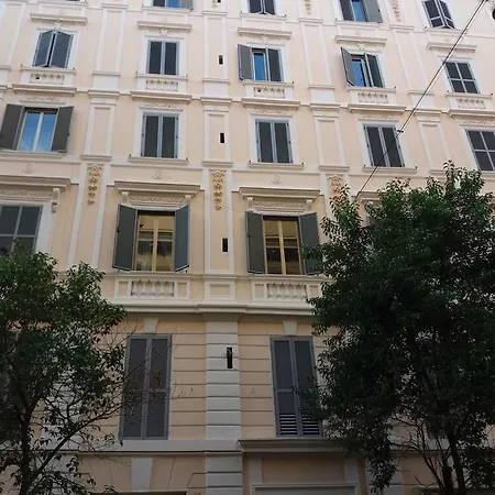 Sylvia Stylish Vatican * Roma