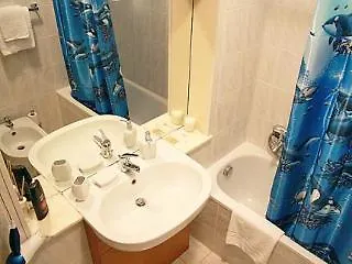 Sylvia Stylish Vatican アパート